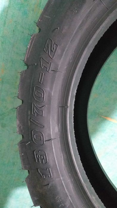 Продаётся пакрышки шины для скутеровНОВЫЙ.