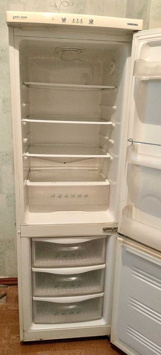 Продам холодильник б/у