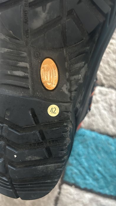 Vand bocanci forestier noi