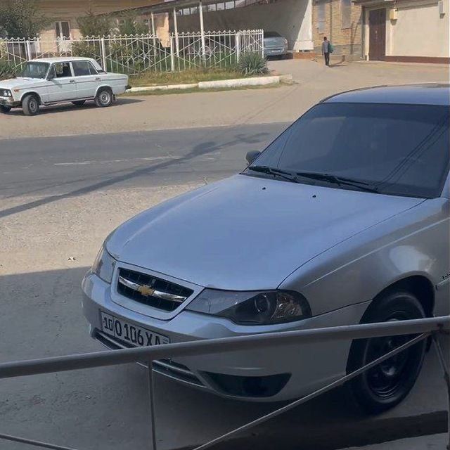 Sro’chni sotladi Nexia 2. 6200$. 2015 yill zo’r moshina nexia2  1.6