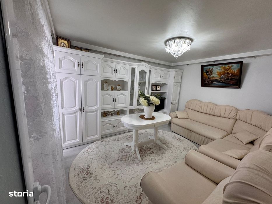 Apartament cu 2 camere decomandat – Mobilat și utilat complet la cheie