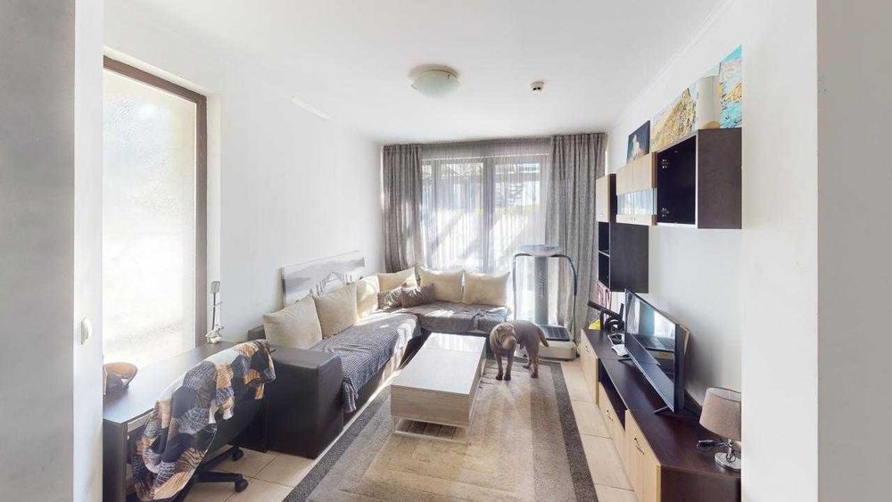 Тристаен в с. Кошарица к-с Бей Вью Вилас