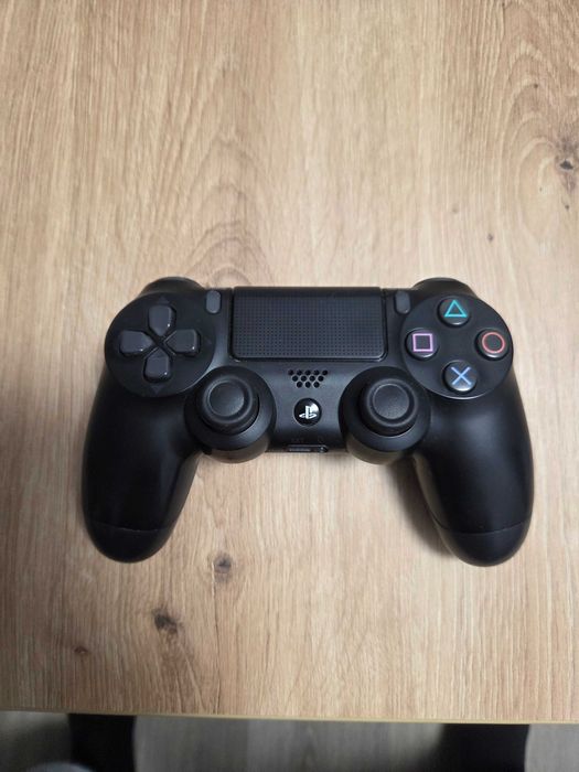 Controller maneta PS 4 PlayStation 4 originale in stare buna