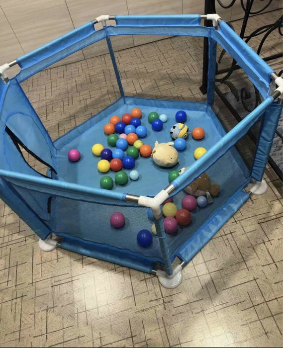 Игровой манеж с щариками