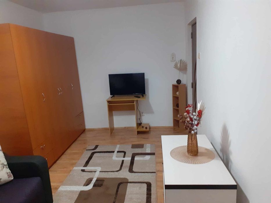 Inchiriez apartament 1 camera confectii