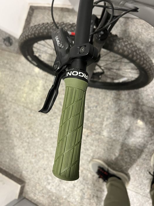 Велосипед Specialized Еxpert 29 M размер - Като нов !!