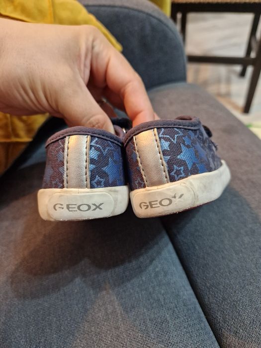 Sneakersi Geox marimea 21