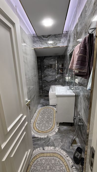 SERGELI da 2-sotix kotej , Yashash maydoni 200 kv