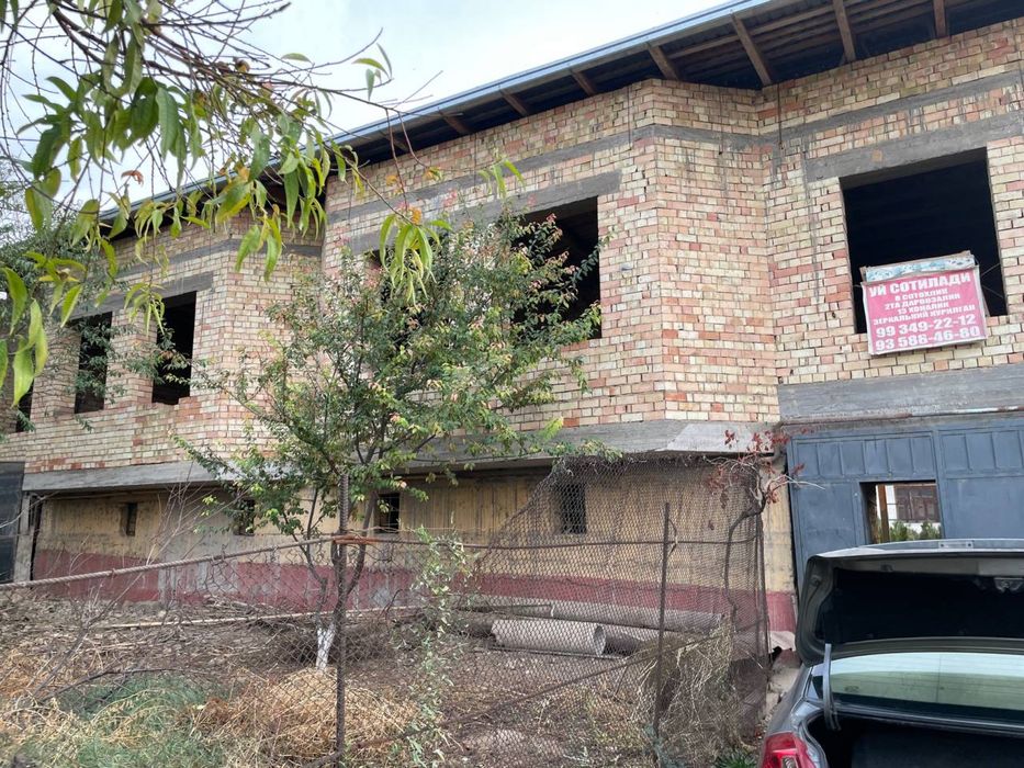 Nazarbekda uy sotlad 8 sotix