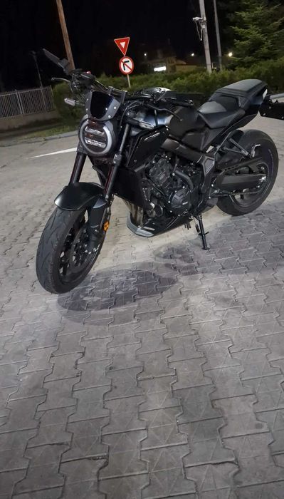Honda CB650R Black Edition înmatriculată - import Italia - garanție