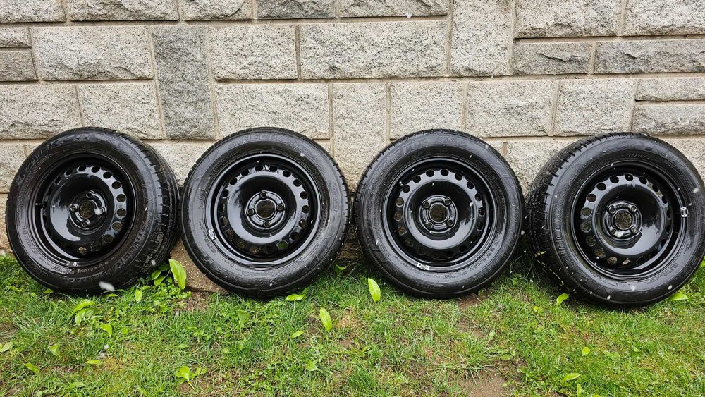 Джанти 14 4x100 с гуми 165/70R14 Seat Mii, VW up, Skoda Citigo.
