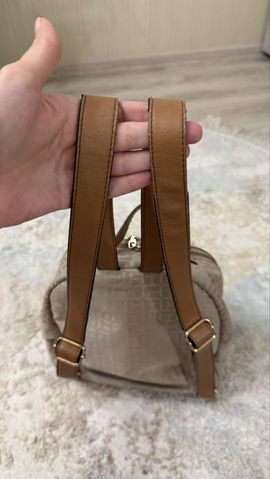 Рюкзак Tommy Hilfiger