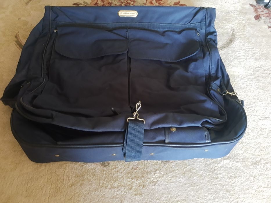 Чанта,фирмена,пътна American  Touristero,качество,лукс Днес 100лв.Крайна
