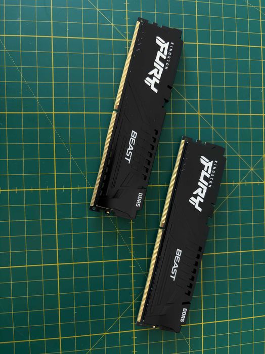 Kit Memorie Ram 64GB DDR5 ( 2x32gb ) Kingston Fury Beast 5600MT/s cl40