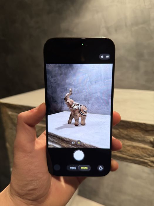 КАТО ЧИСТО НОВ Iphone 15 Pro Max 256 GB Black Titanium