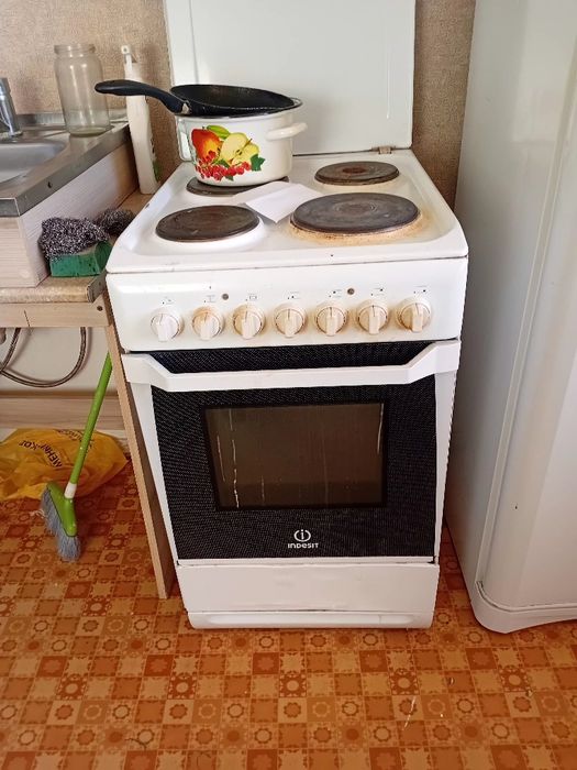 Продам плиту не дорого