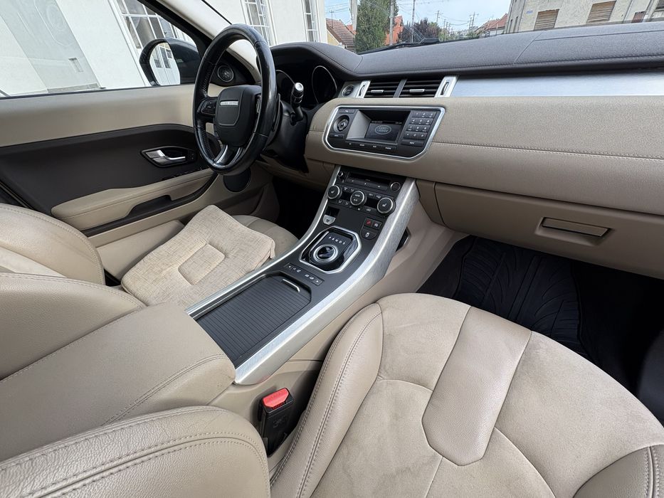 Range Rover Evoque 2.2  190 Cp 2015 (sau schimb cu Mercedes ML 250)