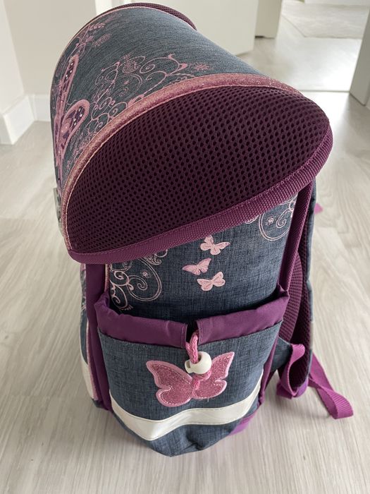 Детска раница, твърдо дъно, анатомичен гръб