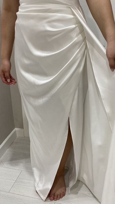 Платье шикарное