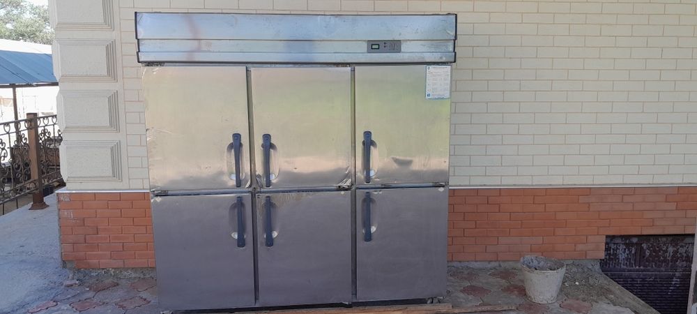 Продаётся шкаф холодильный производство Китай б/у