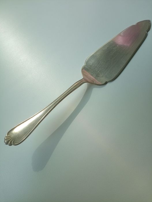 Прибори за сервиране