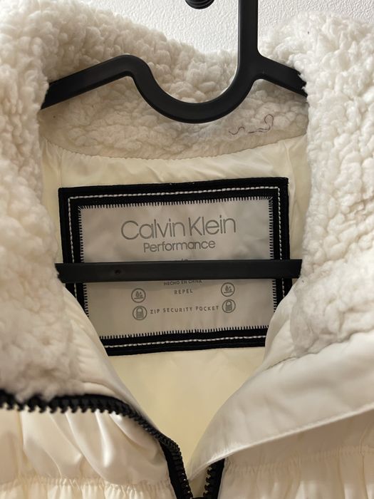 Vesta din fas, Calvin Klein, masura M