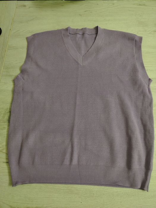 Женская одежда жилетка