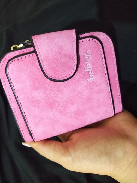 Женский, розовая замша