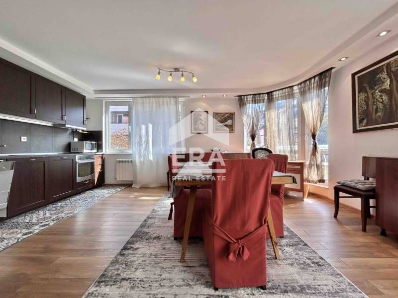 Дава се под наем Тристаен апартамент в София, Стрелбище - 106 кв.м за 900 € - Снимка #1