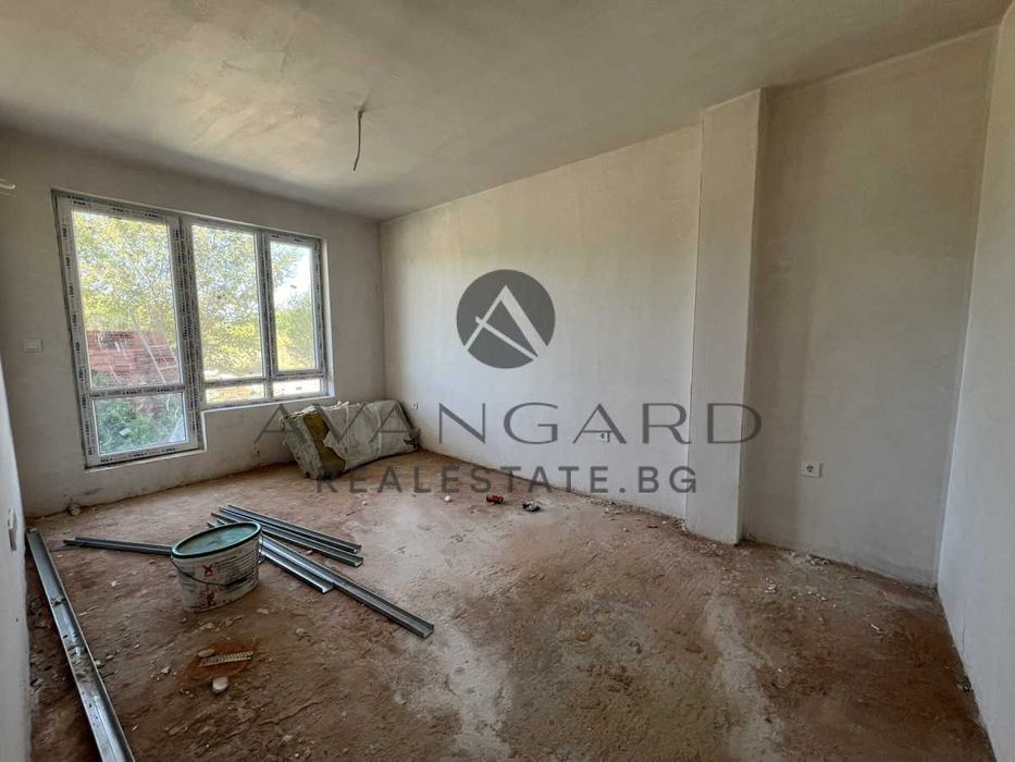 Продава се Тристаен апартамент в Пловдив, Кючук Париж - 120 кв.м за 789 €/кв.м - Снимка #2