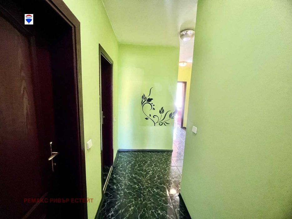 Дава се под наем Тристаен апартамент в Русе, Родина 1 - 78 кв.м за 255 € - Снимка #9