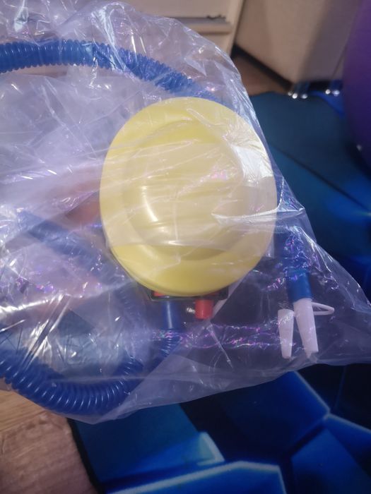 Большой мяч с насосом, 75 см