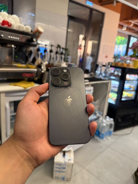 iPhone 15 pro 256