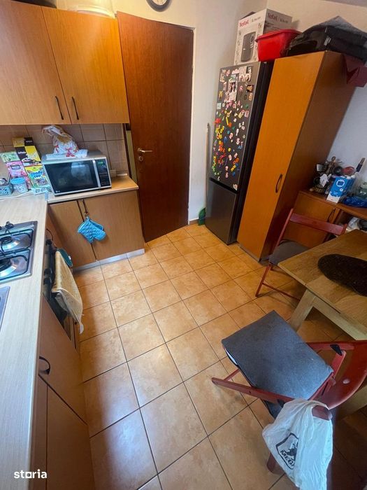 Apartament de vanzare 3 camere|mobilat si utilat ca in poze
