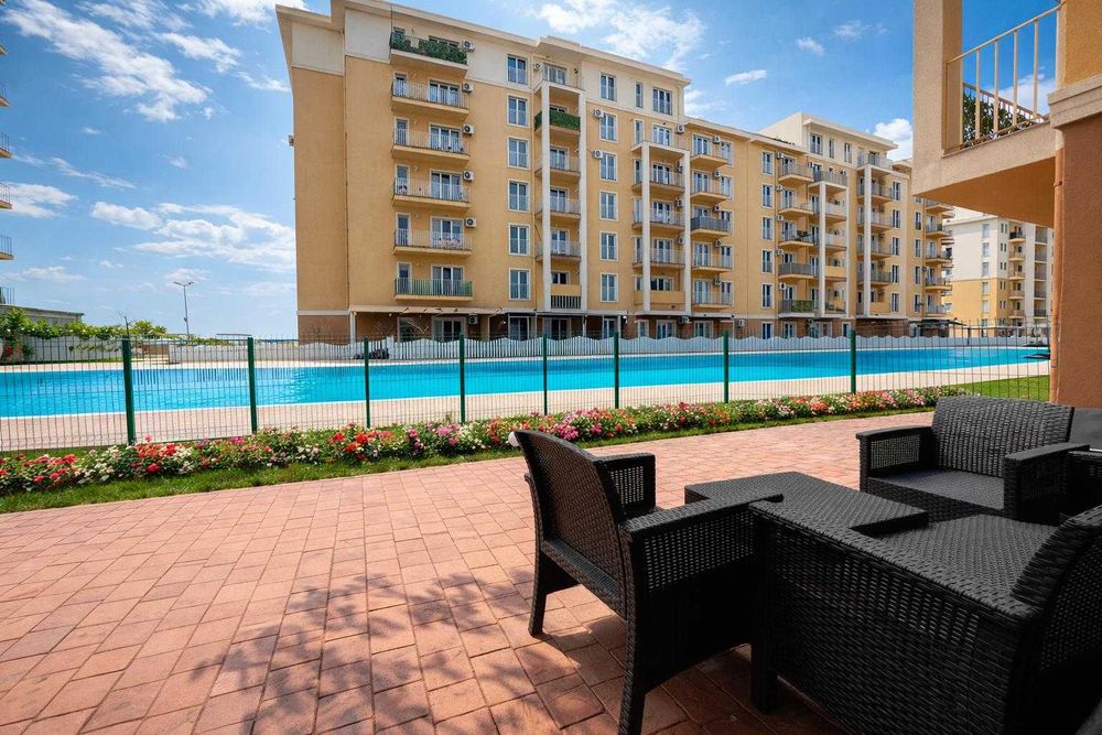 Studio Cosmopolis Regim Hotelier cu gradina