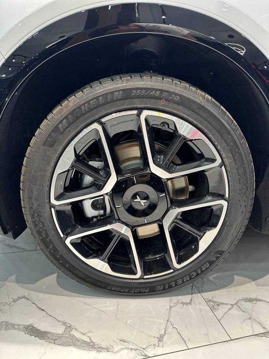 XPENG G7 2026 Model 1700 km Gibrid yurishi Rasmiy kafolat bilan