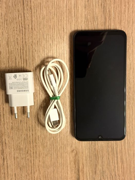 Samsung a25 5G перфектен