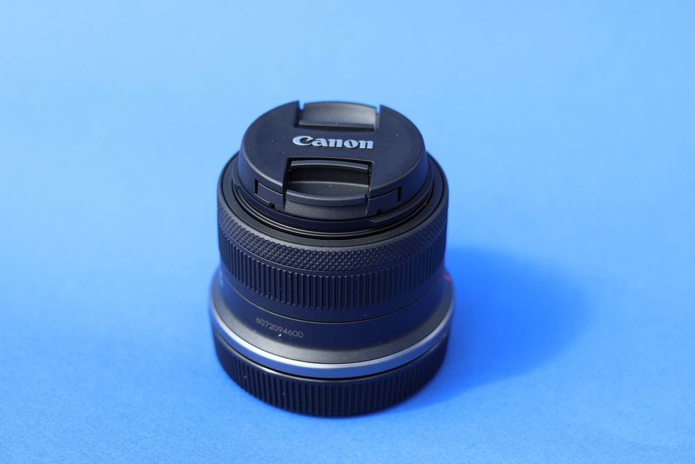 обектив Canon RF-S 18-45mm f/4.5-6.3 IS STM