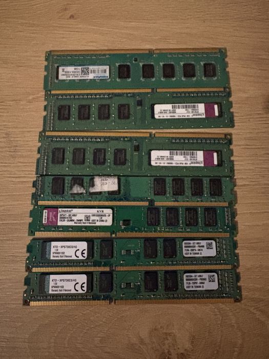 Memorii RAM – lot 24 bucăți (4GB / 2GB / 1GB)