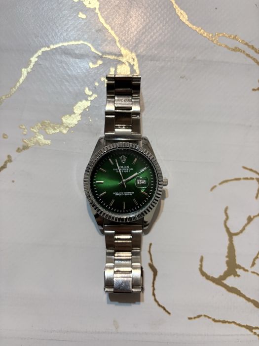 Часы Rolex торг есть