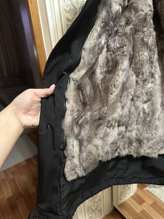 Продам парку 44-46размера