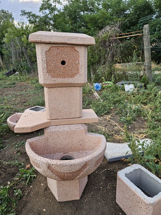 ПОСЛЕДНИ БРОЙКИ! Градински мивки/чешми с мозаечно покрити