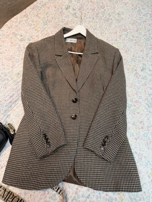 Женский пиджак Mango