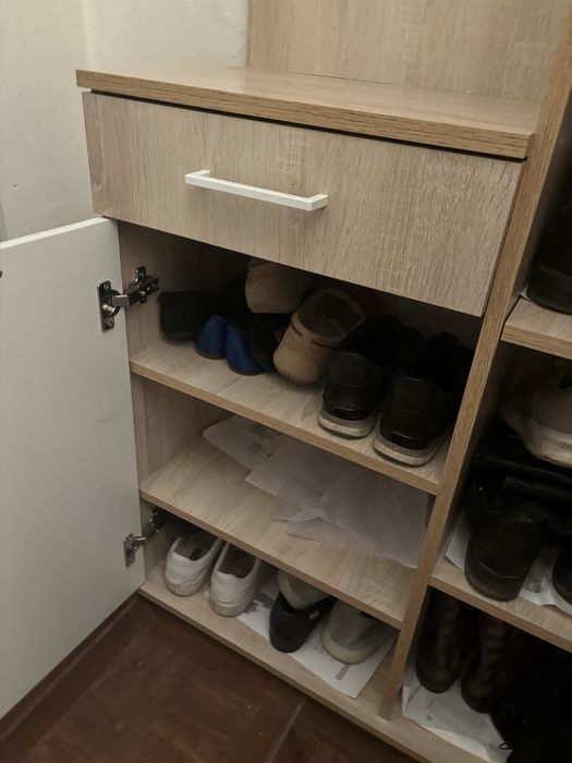 Продам прихожую