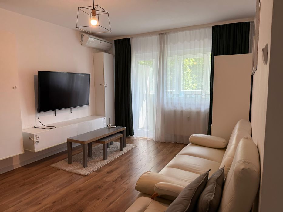 Direct proprietar-Vand Apartament 2 camere semidecomandat, 57mp, Alexandru Obregia, etaj 4/8, Piață Sudului, 125000