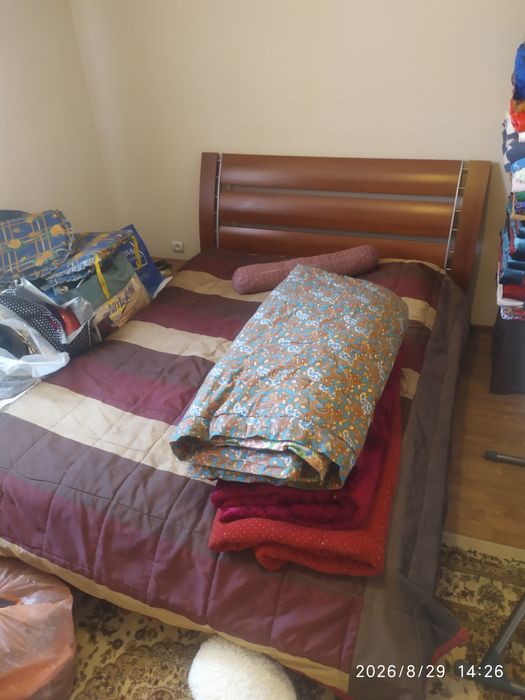 Продам кровать б/у
