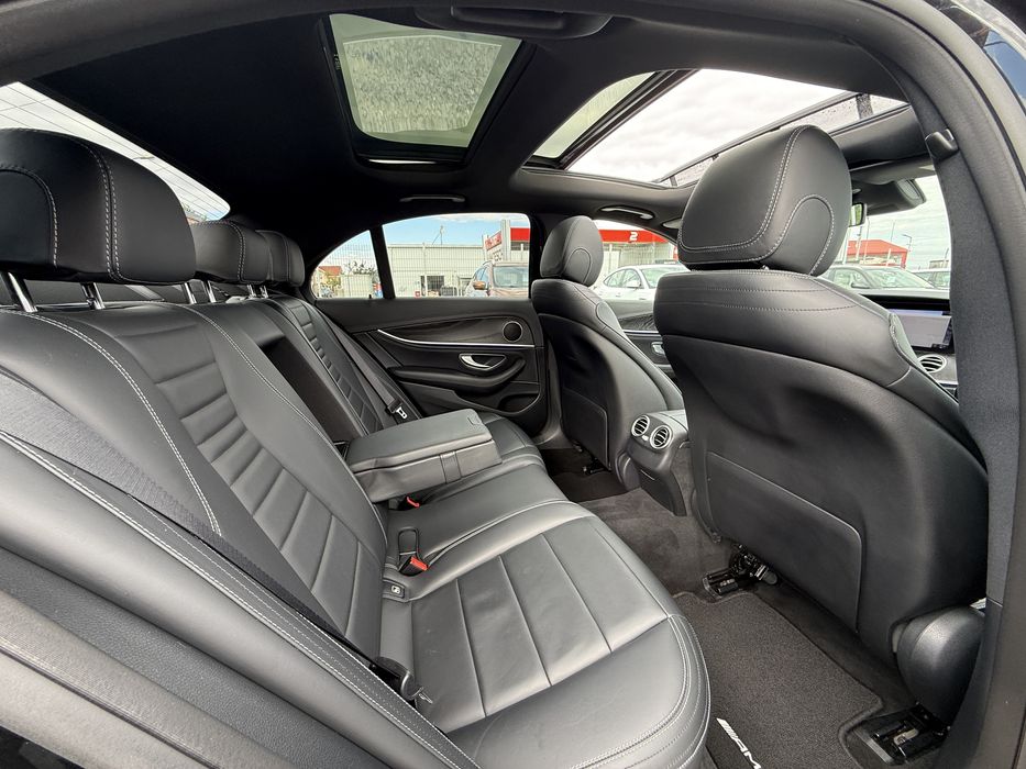 Mercedes-Benz E 300 AMG -  Hybrid 2020 EQ POWER - Dublu Panoramic - Finantare - Rate