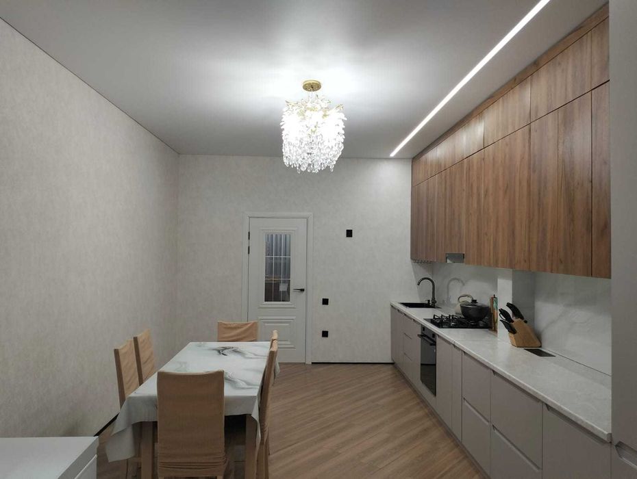 Продам квартиру 3 комнат
