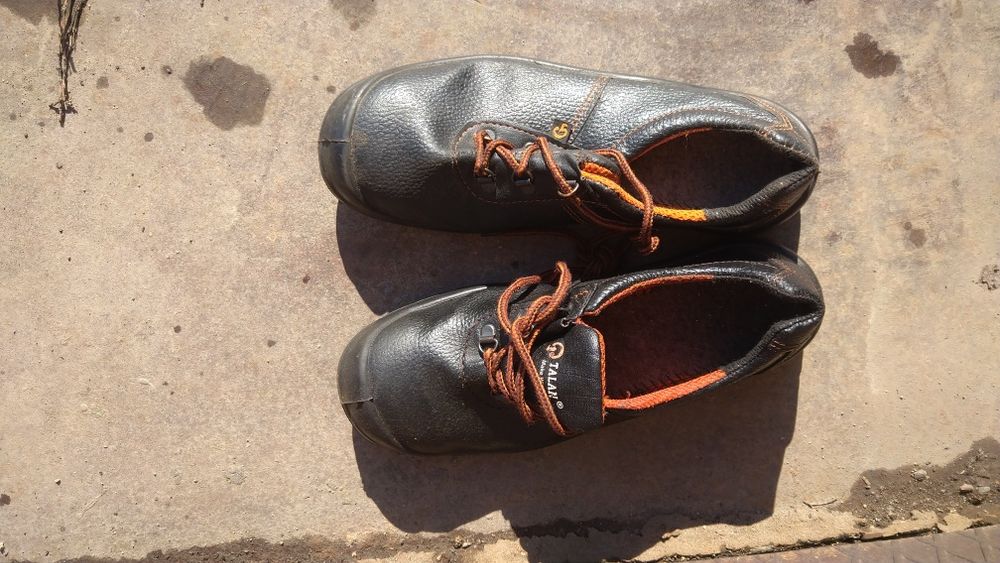 Обувь для работы