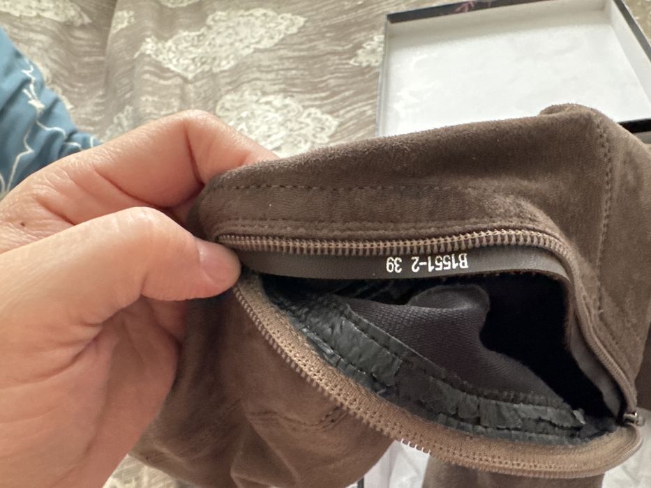 Продам коричневые замшевые ботфорты